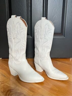 Jeffrey Campbell Dagget boots